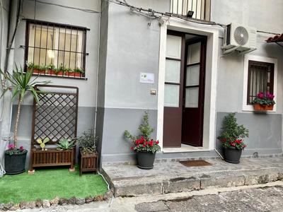 GuestHost - Casa Alchisi - Teatro Romano Cozy Apartment