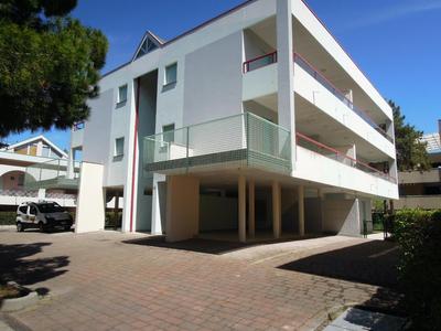 Modern flat 300 mt from the beach