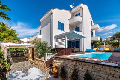 The Luxury Nest Zadar - Private Heated Pool