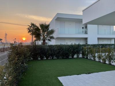 APP4RENT GROUND FLOOR - 2 family apartments