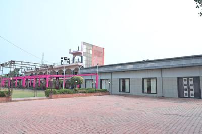 Hotel Mukund Dham-Near Mathura Railway Station