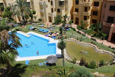 2114-Apt with nice terrace with pool view
