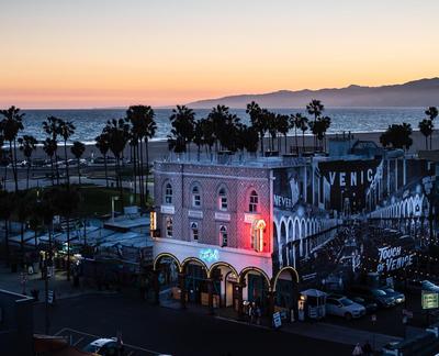 Samesun Venice Beach Hotel & Hostel