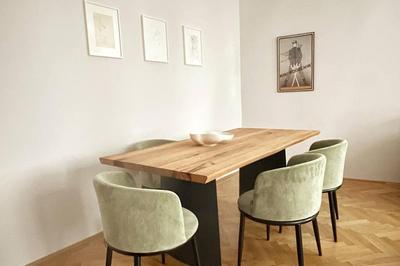 Modern & Charming @ Villas quarter! 7min to Center
