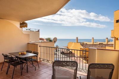 Beachside Retreat with Private Terrace