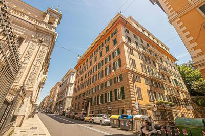 Real Italian Estate - Luxury Black&White