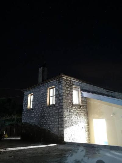 Charlami's Mansion -Παραδοσιακό Πέτρινο Σπίτι με Τζάκι και Πανοραμική Θέα