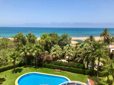 Las-Olas-en-Denia