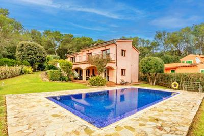 Villa Can Marco by Sealand Villas