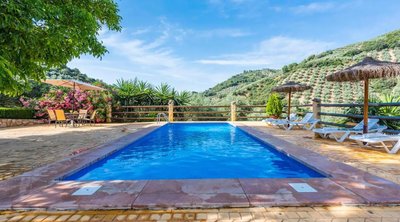 Charming Villa in Montefrío with Private Pool