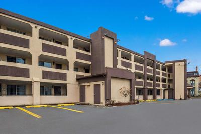 Clarion Pointe Syracuse Downtown