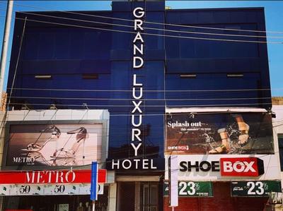 Grand Luxury Hotel Multan