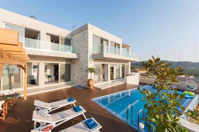 Falasarna Luxury Villas I Private "heated" pools, ideal for groups