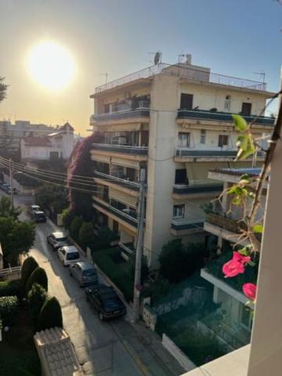 Spacious and sunny appartment in Cholargos
