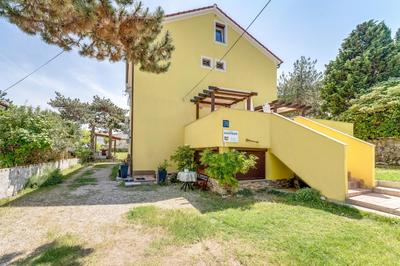 Apartman P2 RUBESSA s parkirnim mjestom