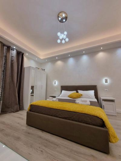 Apartment near the Colosseum, with metro line A a 2 minutes walk away