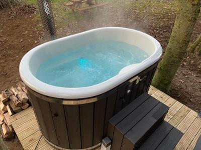 Luxury Woodland Lodge main