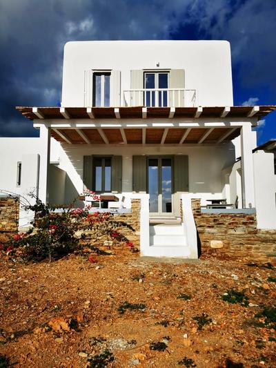 Charming Apartment in Antiparos / 80 m² / Sea View