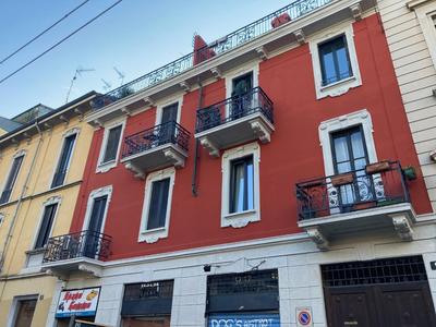 Squisito appartamento in stabile Vecchia Milano
