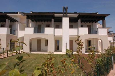 Recently built flat with swimming pool and balcony