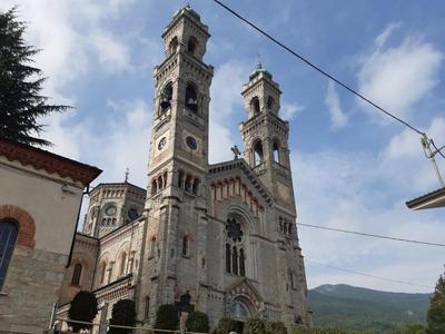 Grazioso bilocale Merlino, luminoso con vista Santuario, wifi
