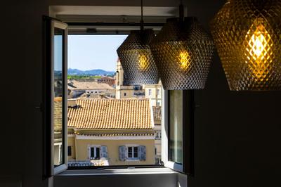 The Heritage Penthouse! Old City Centre