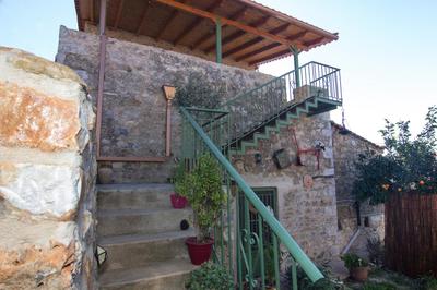 Stavroulas Stone House in Rigklia, Messinia