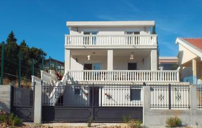 Adriatic Family House