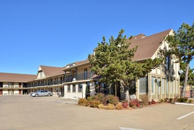 Executive Inn, Bilde 2