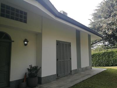 Villa in Precollina