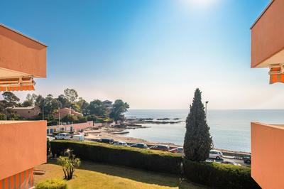 Apartment Boulouris