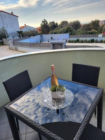 Apartma DOLORES