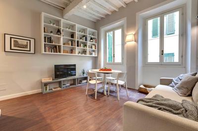 Cloe Apartment by Mamo Florence