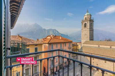 Bellagio Central Square by Wonderful Italy