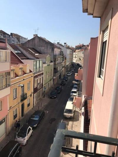 NEW Cosy & Charming Apartment in Campolide - 3A