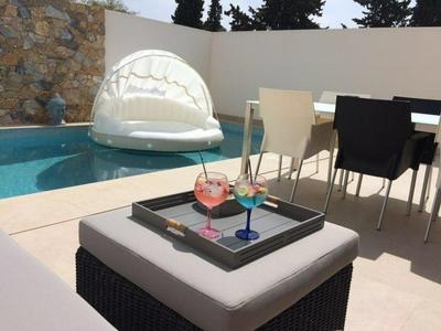Moderne frei stehende Villa mit Pool in Mar Menor