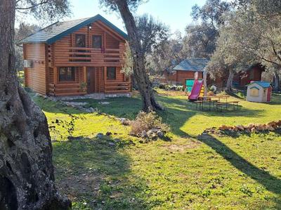 Olive & sea, Luxury two bedrooms cabin for 8