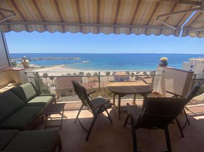 MB2C, amplio apartamento con bonitas vistas