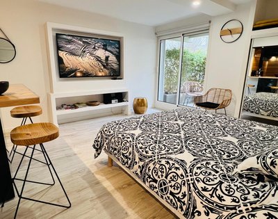 Feel@Home Nemausus « Le 42 »