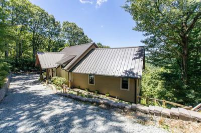 Lucky Bear Lodge