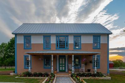 The Mohawk Valley House - 4 suite boutique hotel