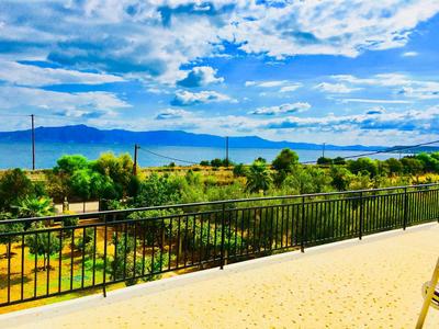 Villa Amatheia, Beachfront