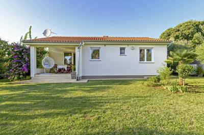 Bojana in Ližnjan (Haus für 4-5 Personen)