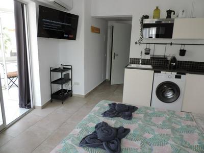 Begonia City Center Apartment 230 BY NAMASTE ELITE