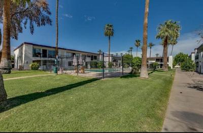 Modern Villa in Old Litchfield