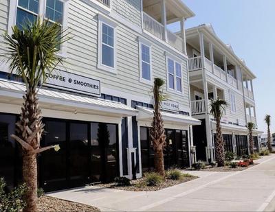 Luxury Beach Condo 5 Min Walk to Beach & Shops!