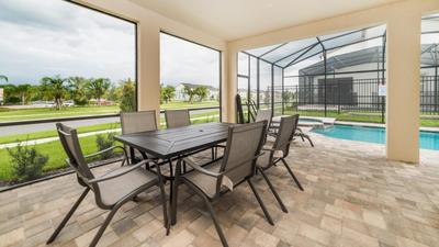 Solara Resort - 6 Bed 4 Baths VILLA