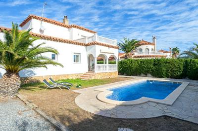 Villa Laura con piscina privada