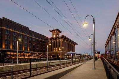 Hotel Vin, Grapevine, Autograph Collection