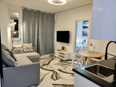 2 Bedrooms Flat + Balcony + Parking at Las Canteras Beach